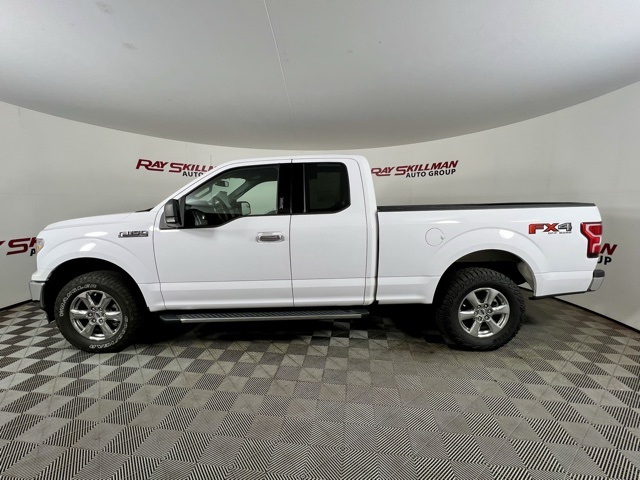 2019 Ford F-150 XLT photo 2