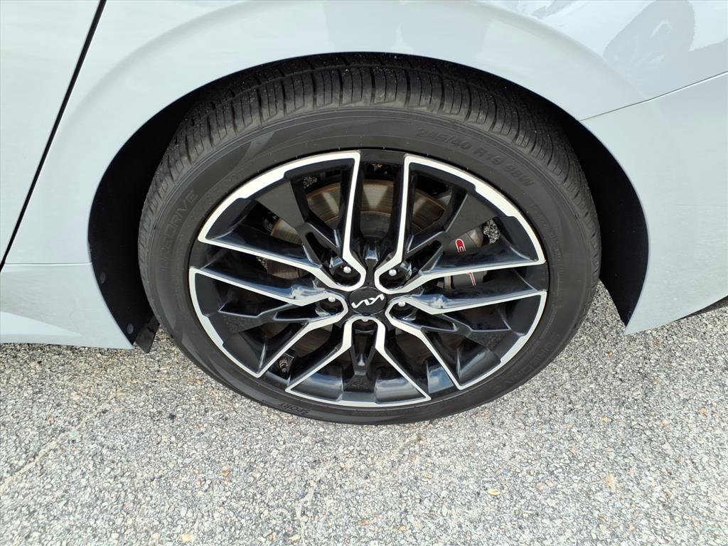 2024 Kia K5 GT photo 5