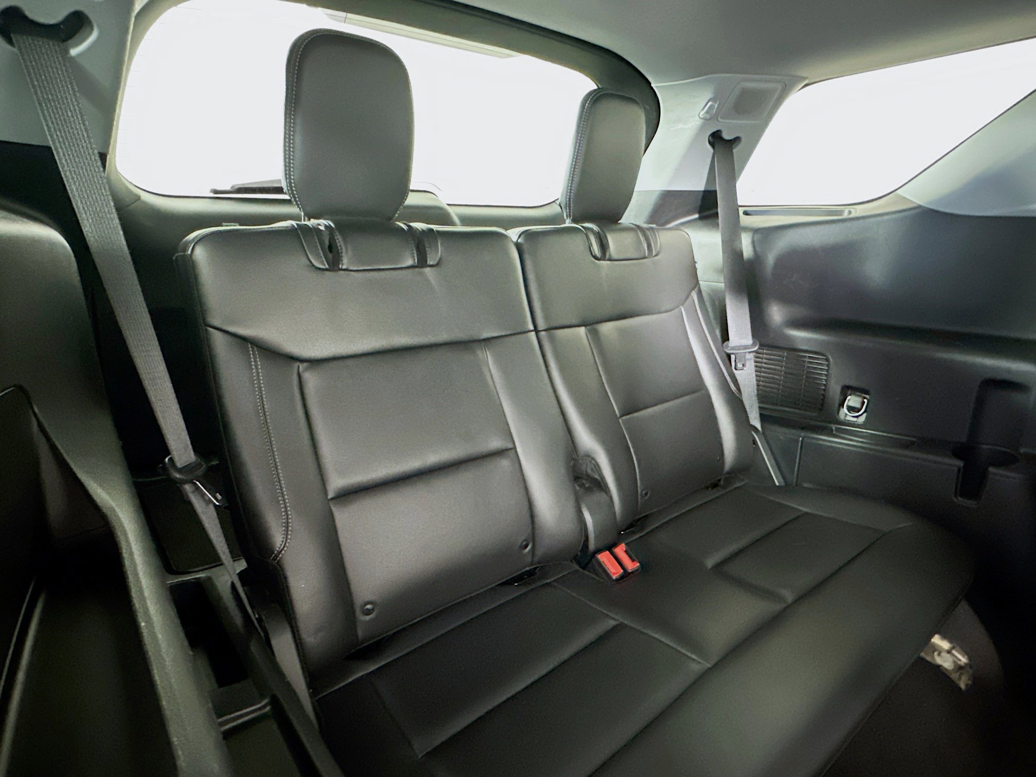 2023 Ford Explorer Limited photo 25