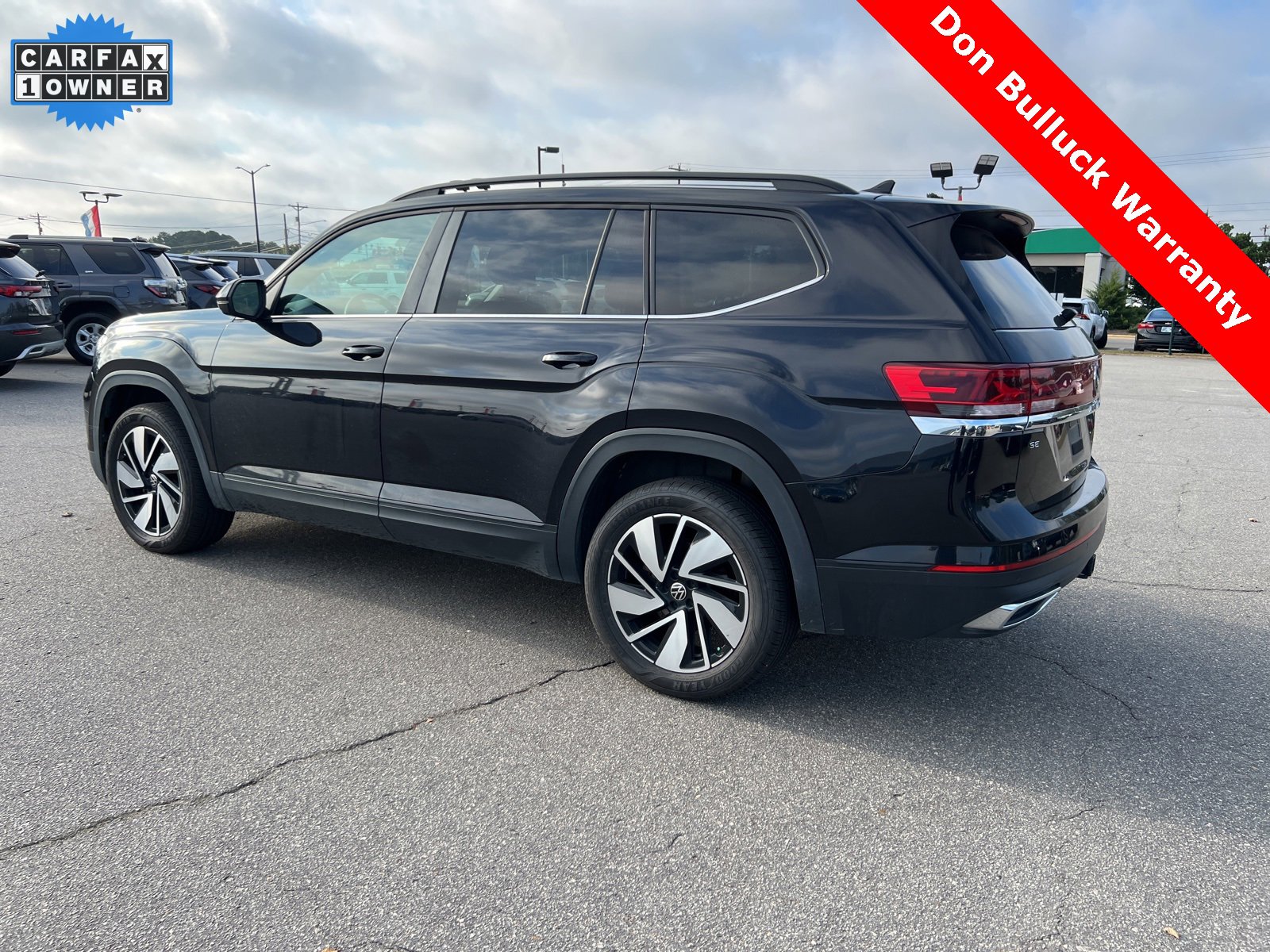 2024 Volkswagen Atlas SE Technology photo 3
