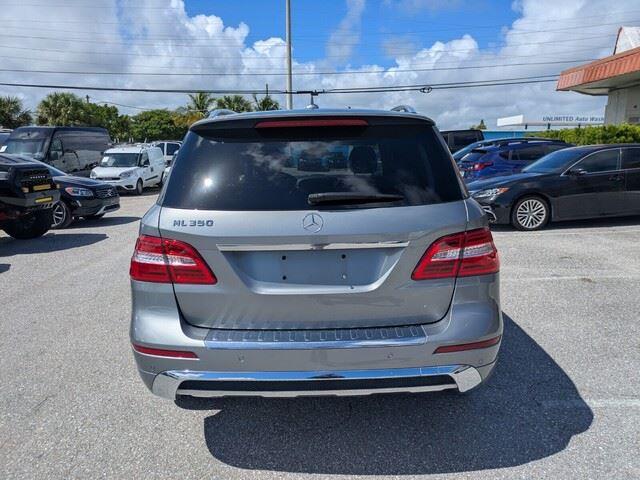2015 Mercedes Benz ML 350 photo 4