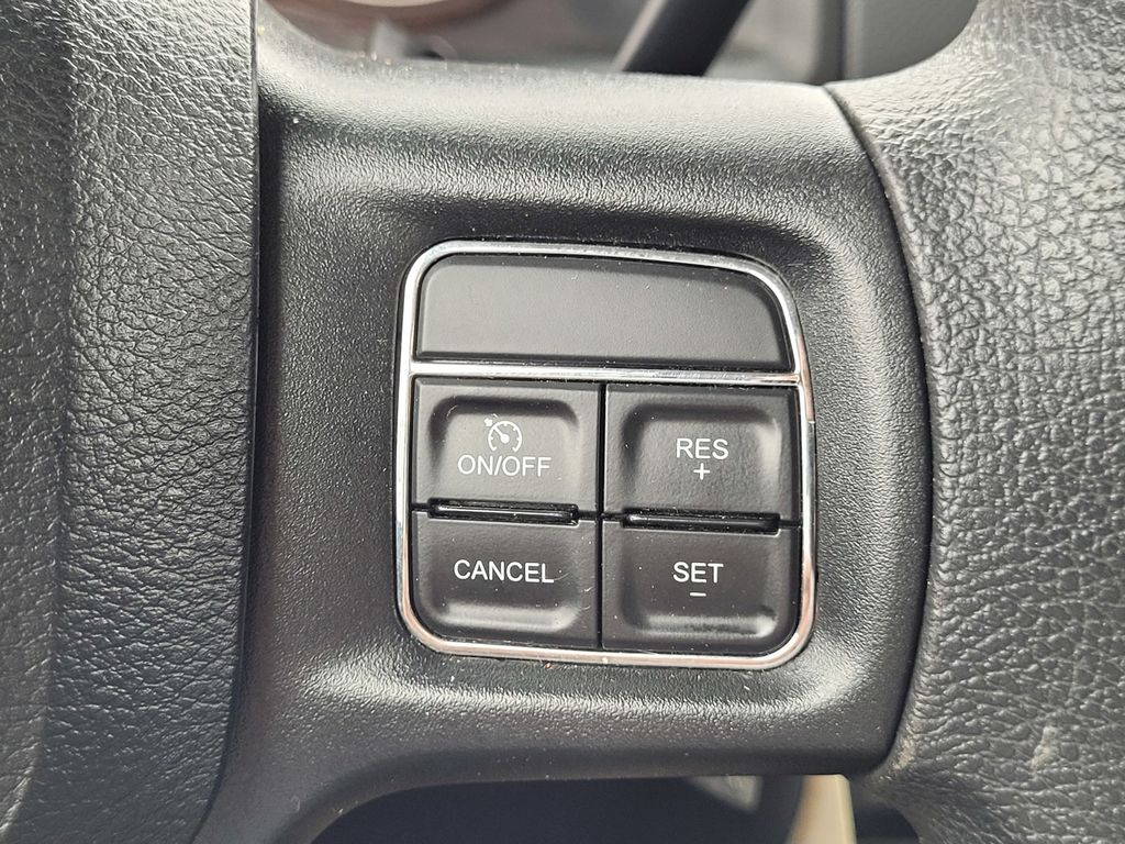 2018 Ram 2500 Tradesman photo 16