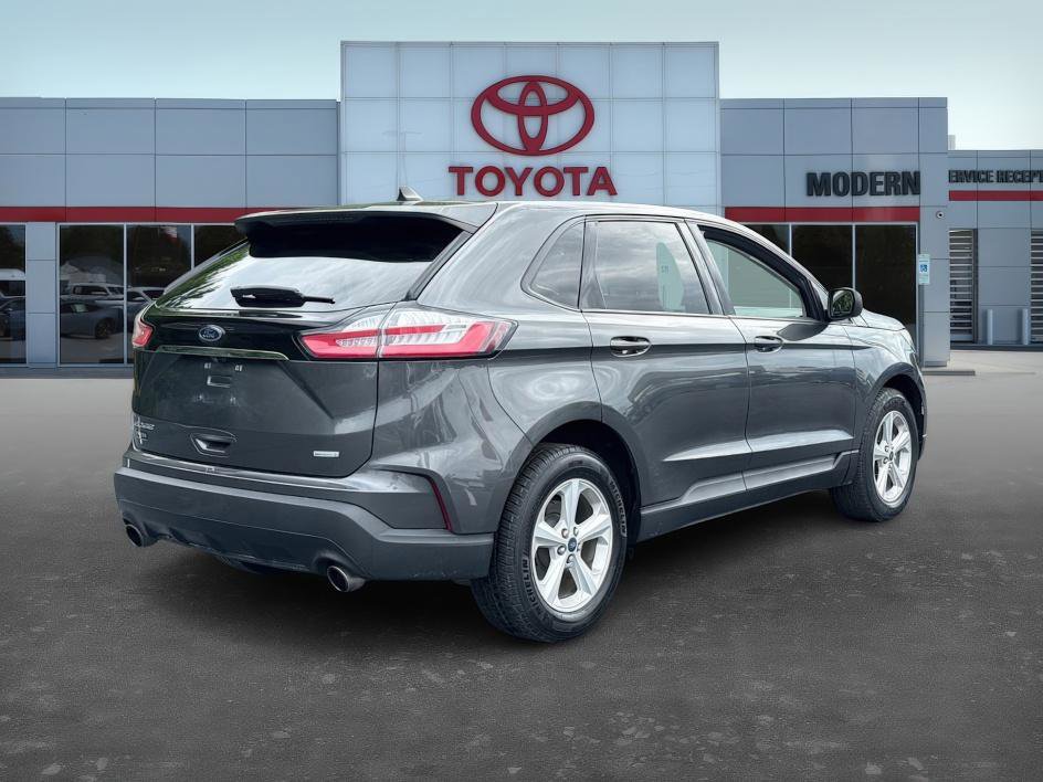 2019 Ford Edge SE photo 5