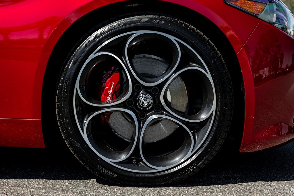 2023 Alfa Romeo Giulia Ti photo 11