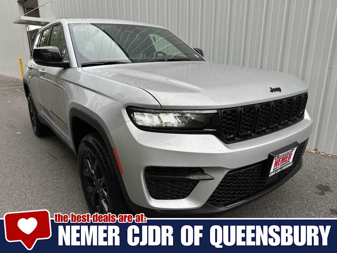 2025 Jeep Grand Cherokee Altitude's photo