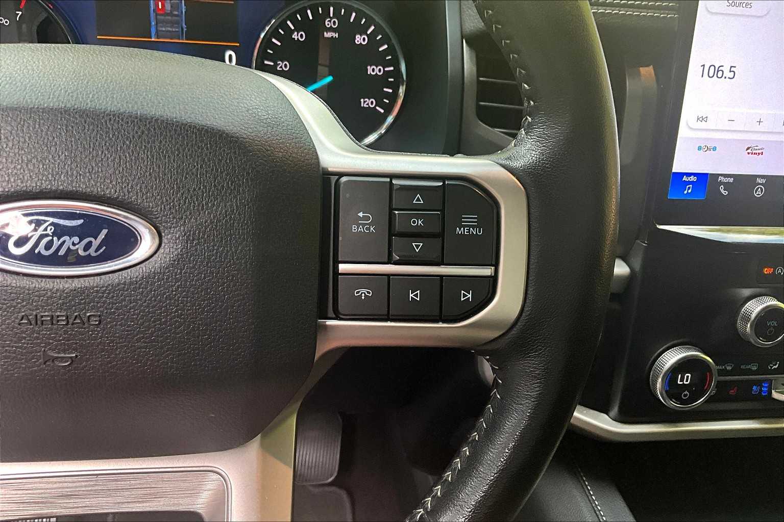 2024 Ford Expedition XLT photo 22