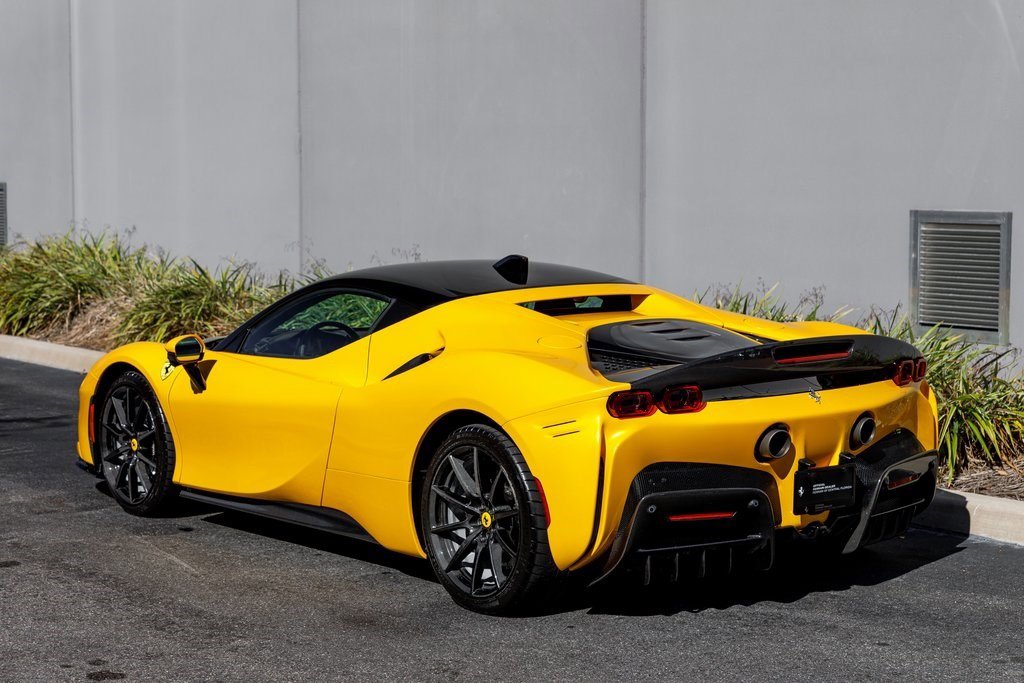 2023 Ferrari SF90 Stradale Assetto Fiorano photo 3