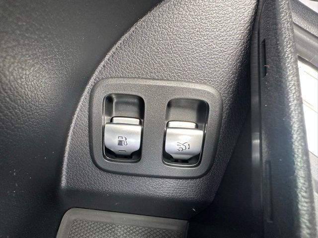2025 Mercedes Benz GLC 350e 4MATIC photo 30