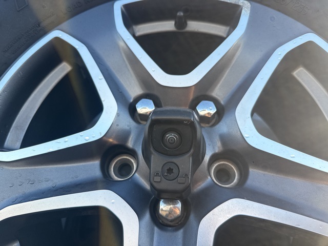 2020 Jeep Wrangler Sport S photo 3