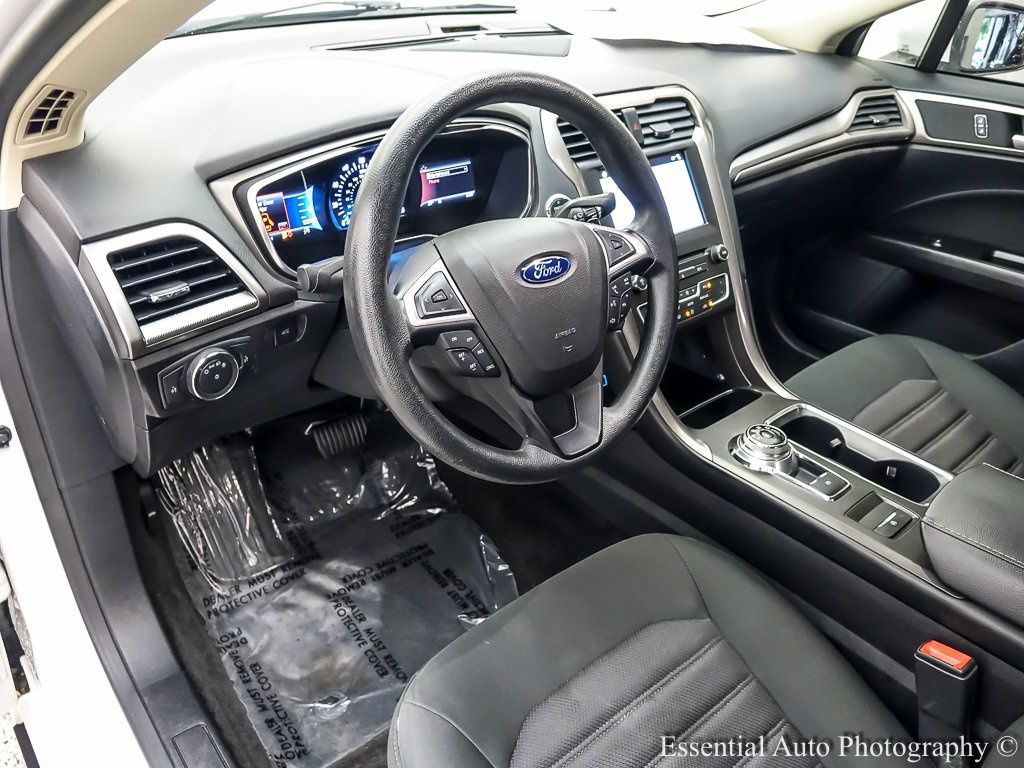 2017 FORD FUSION - Image 10