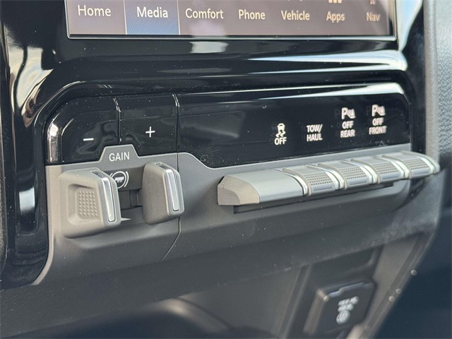 2026 Ram 3500 Tradesman photo 4