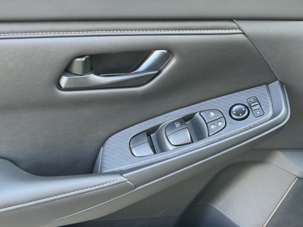 2025 Nissan Sentra S photo 15