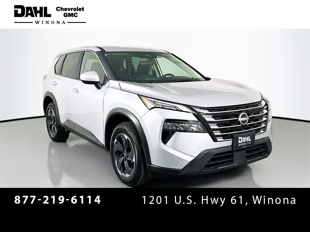 2025 Nissan Rogue SV's photo