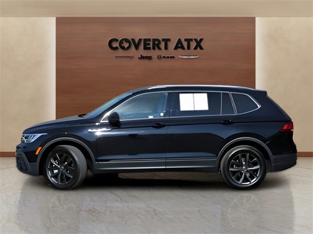 2024 Volkswagen Tiguan SE Wolfsburg Edition photo 2