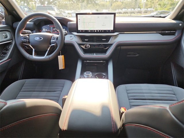 2025 Ford Explorer ST-Line photo 10