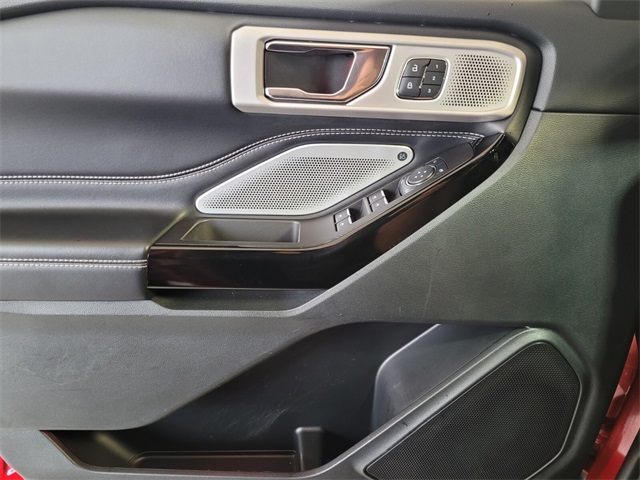 2021 Ford Explorer ST photo 28