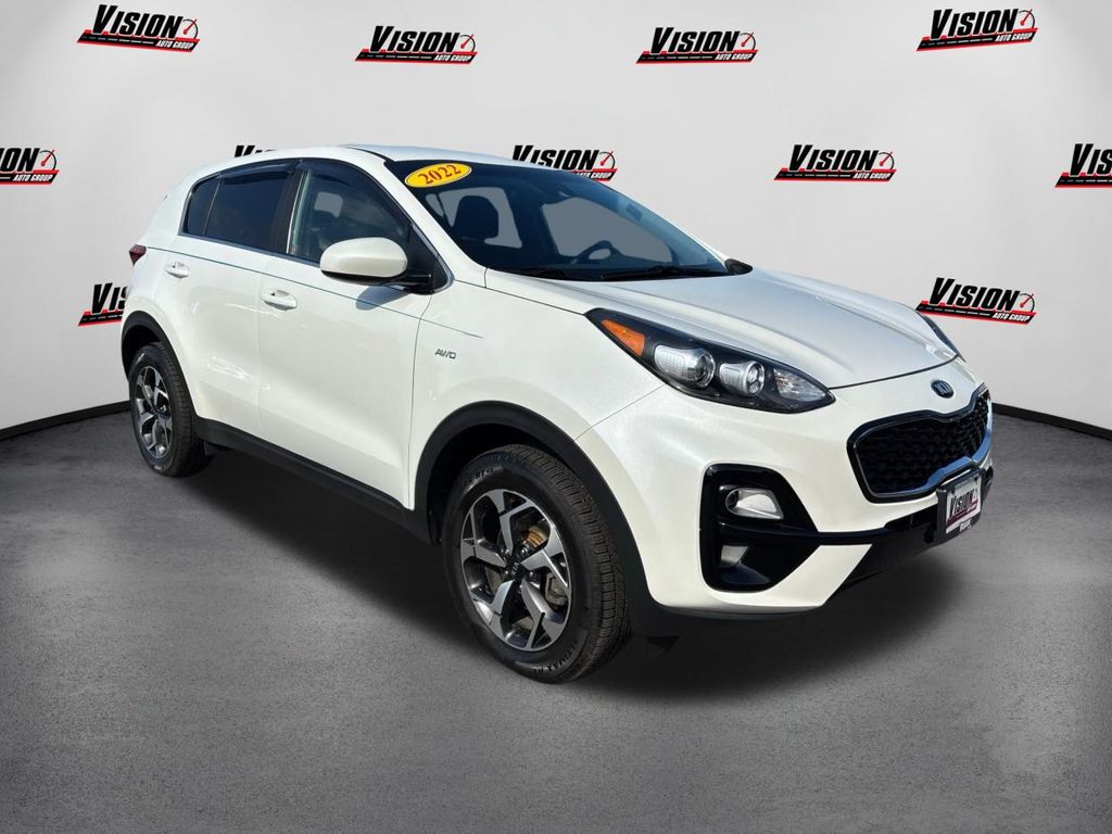 2022 Kia Sportage LX photo 3