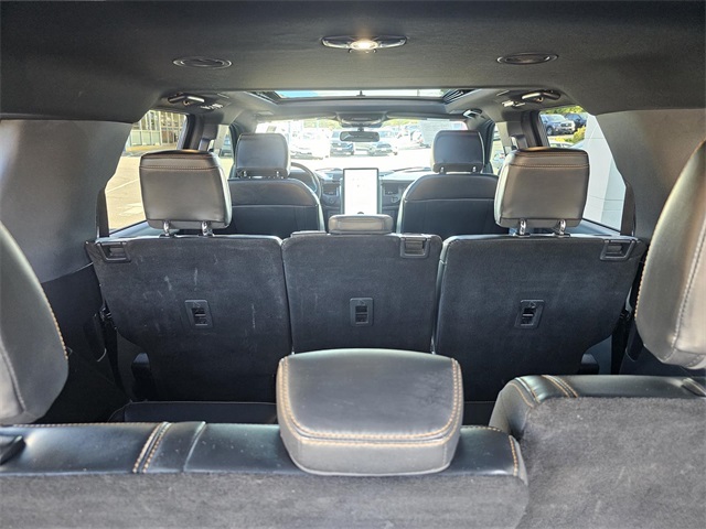 2022 Ford Expedition MAX Platinum photo 8