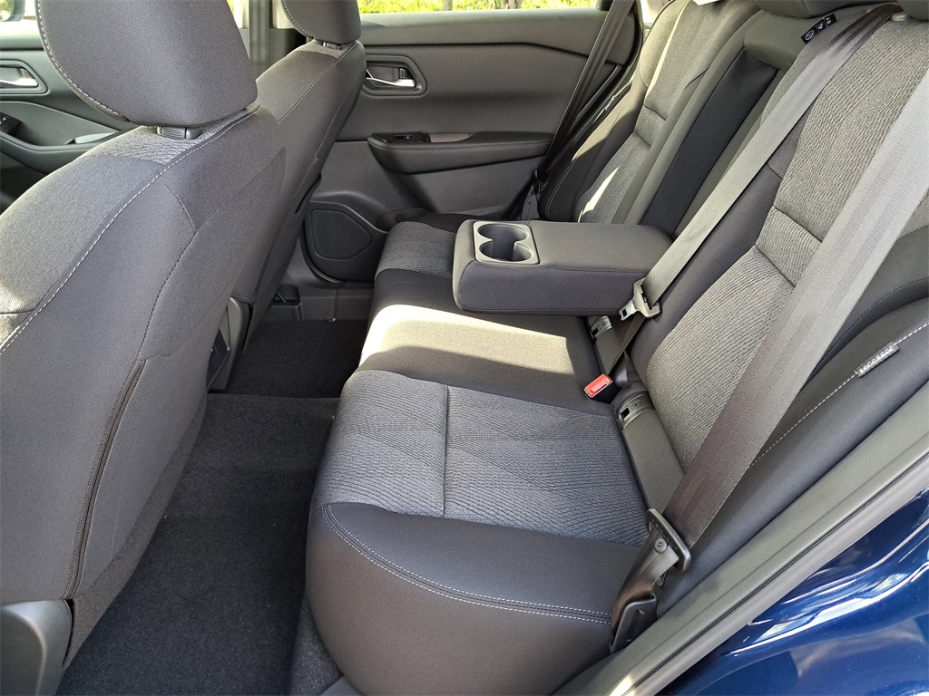 2026 Nissan Rogue SV photo 12