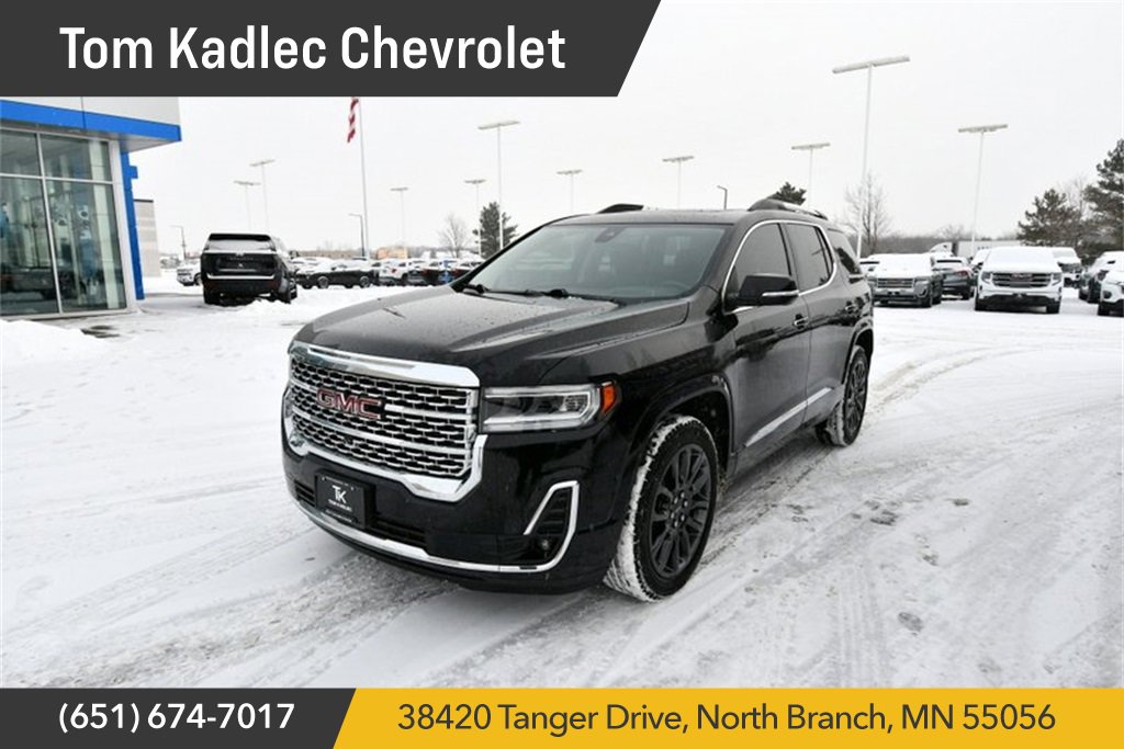 2023 GMC Acadia Denali's photo