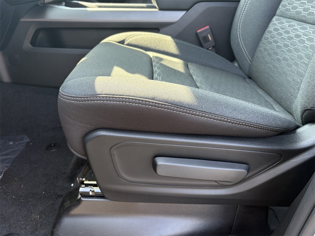 2025 Ram 1500 Big Horn photo 17
