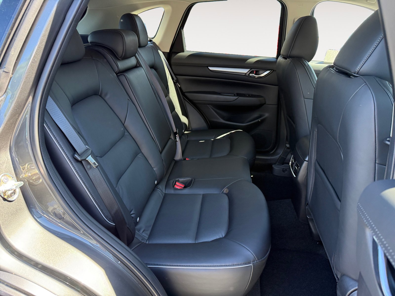 2025 Mazda CX-5 2.5 Select photo 18