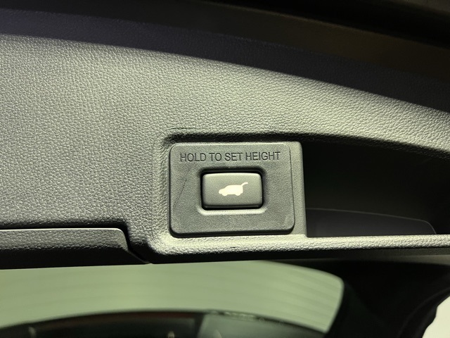 2025 Acura RDX Base photo 13