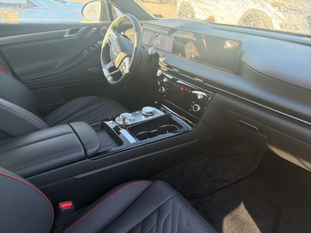 2025 Genesis G80 2.5T photo 11
