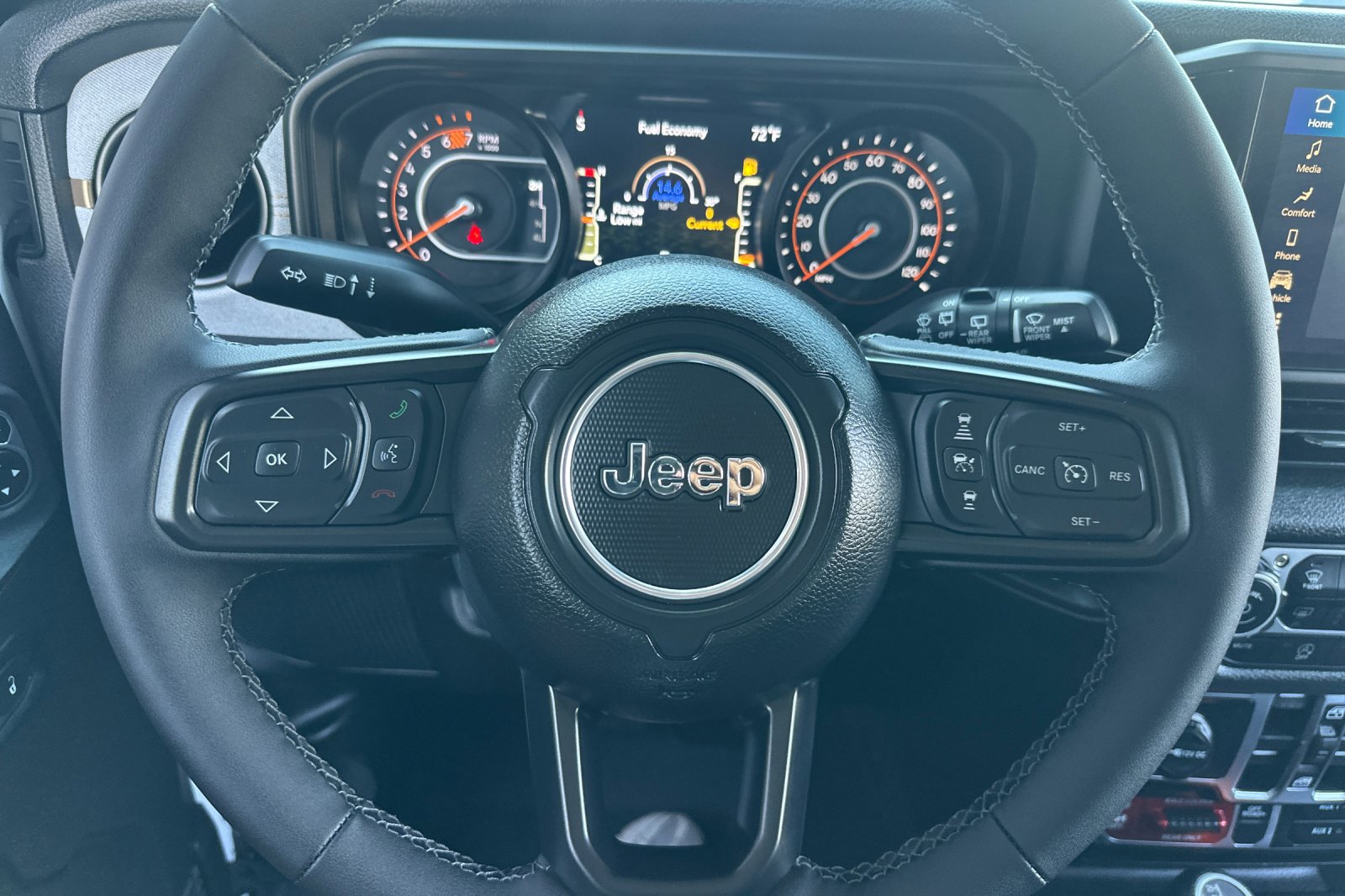 2025 Jeep Wrangler Willys photo 22