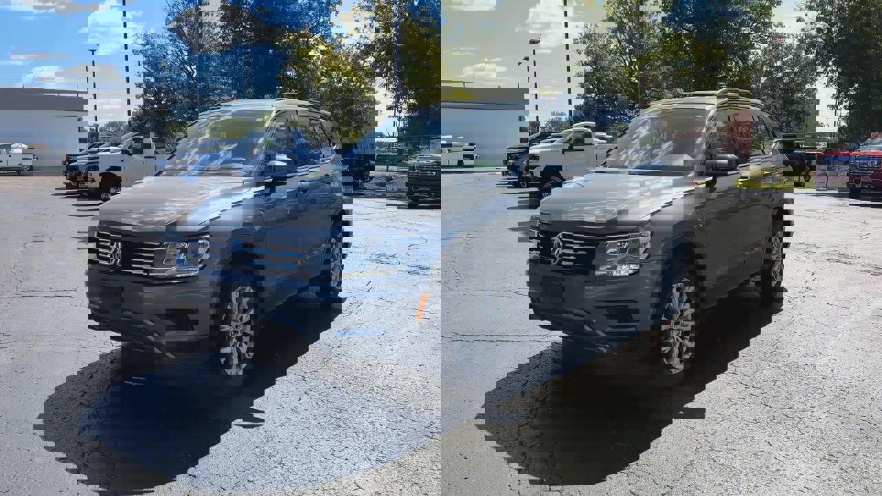 2019 Volkswagen Tiguan S photo 4