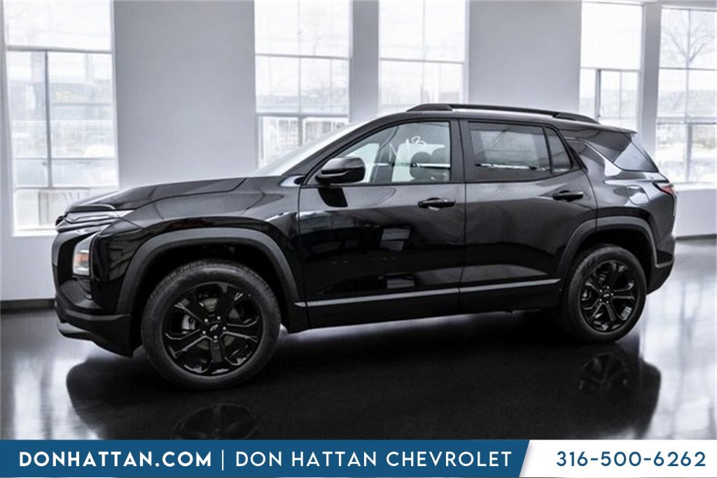 2026 Chevrolet Equinox LT photo 2