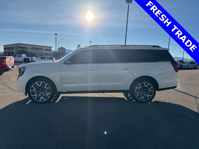 2025 Ford Expedition MAX Platinum photo 4