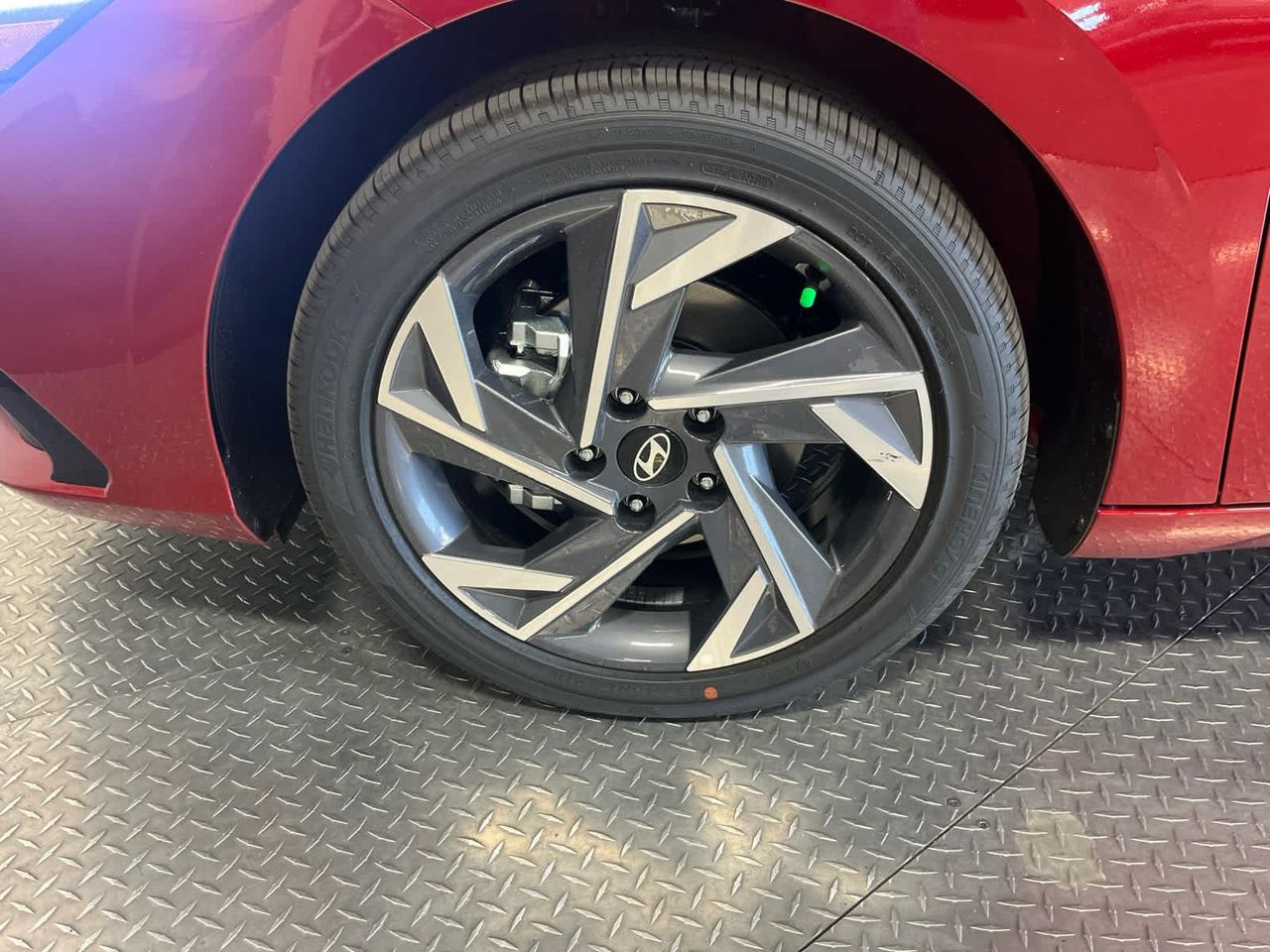 2025 Hyundai Elantra Hybrid Limited photo 22