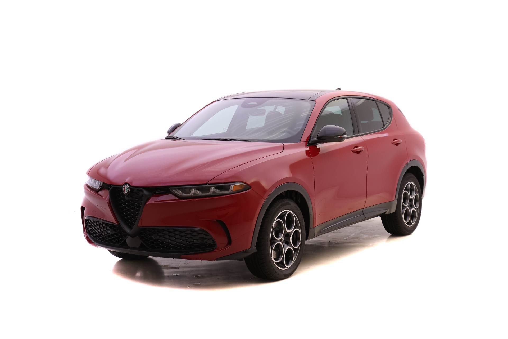 2025 Alfa Romeo Tonale Base's photo