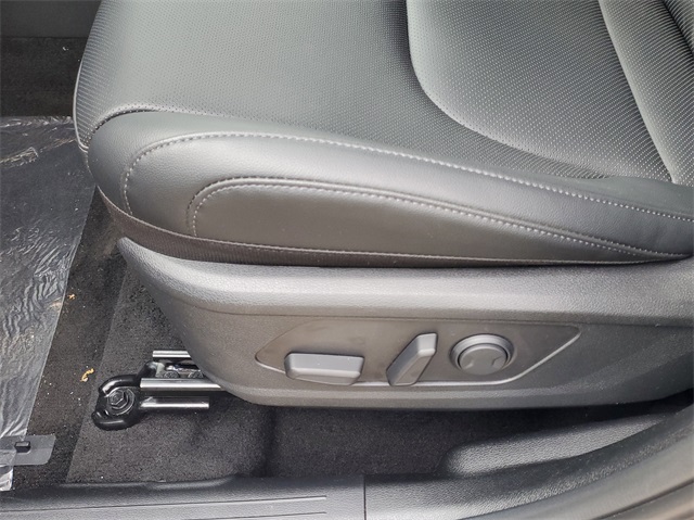 2025 Kia Sportage EX photo 3