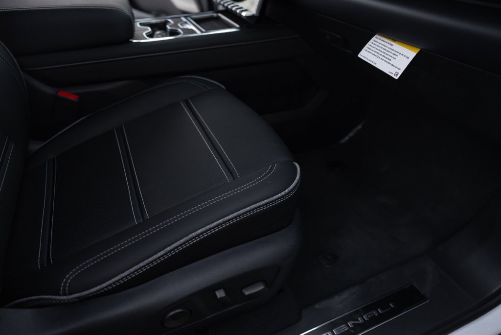 2025 Gmc Sierra EV Denali photo 24