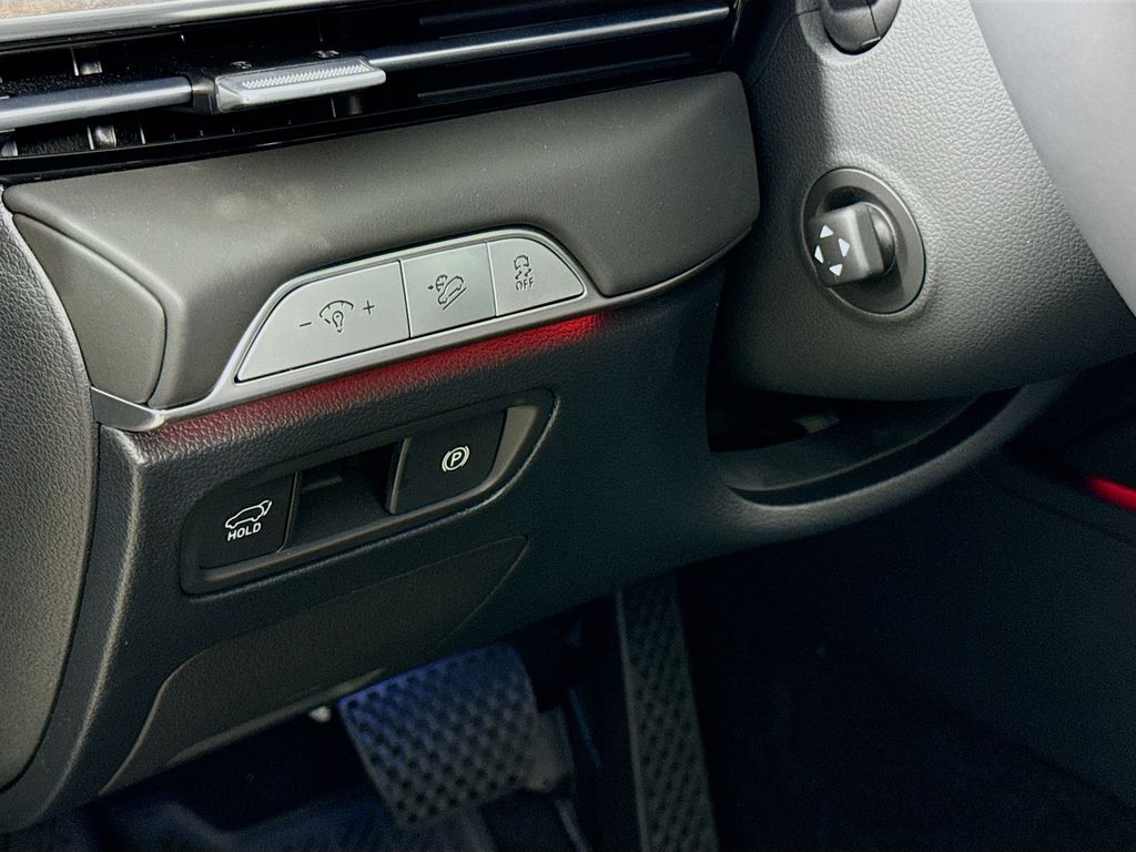 2025 Genesis GV80 2.5T Prestige photo 10