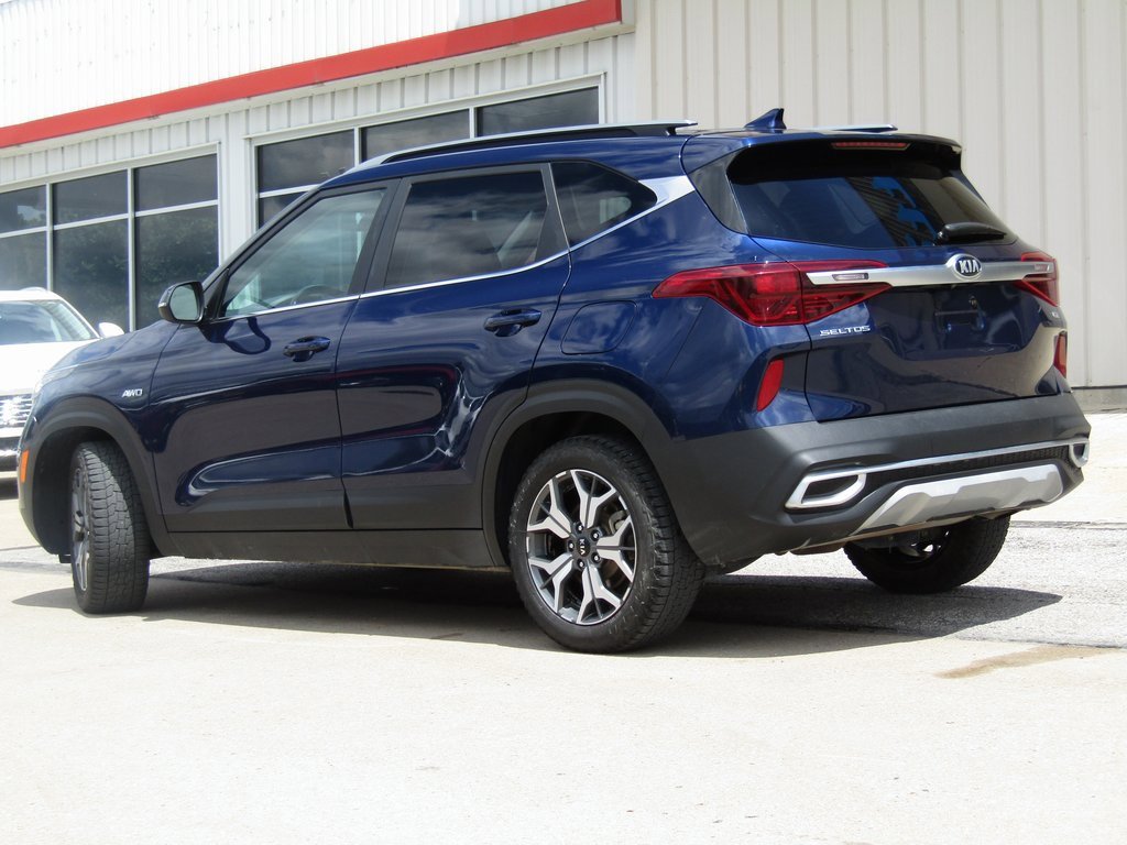 2021 Kia Seltos EX photo 8