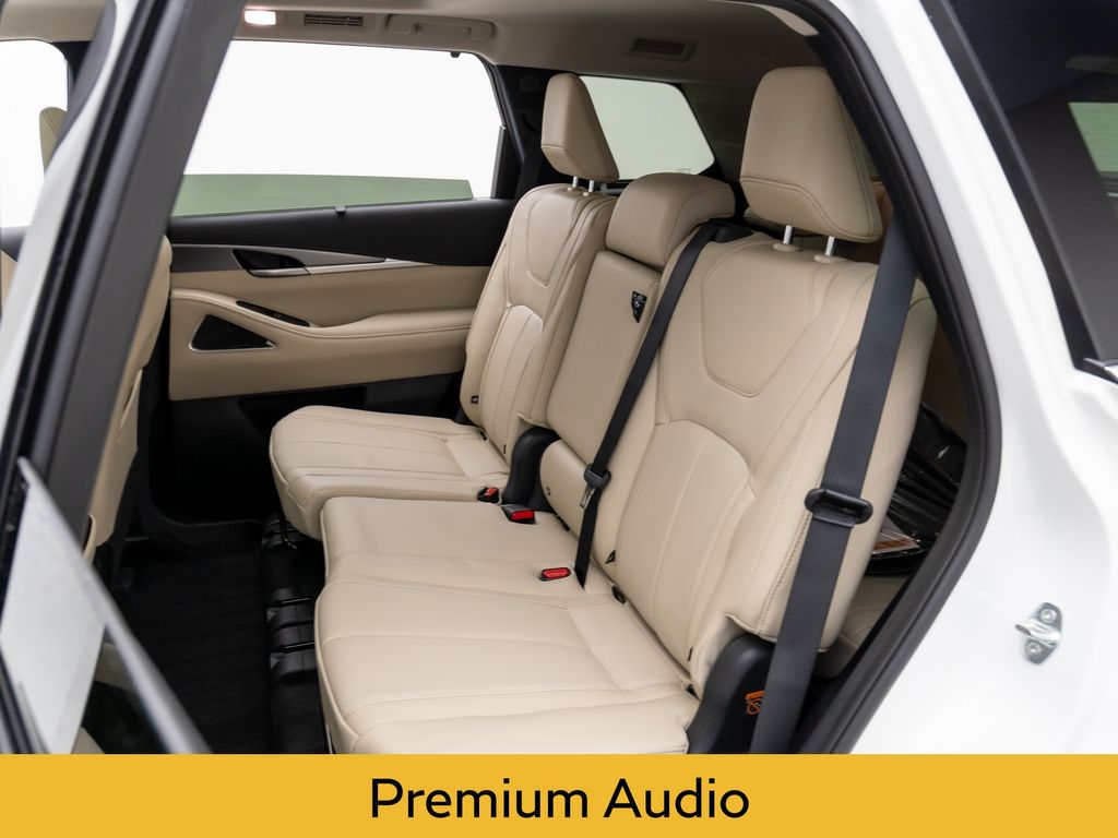 2025 Infiniti QX60 Luxe photo 6