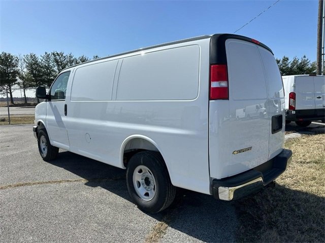 2025 Chevrolet Express Cargo Work Van photo 3