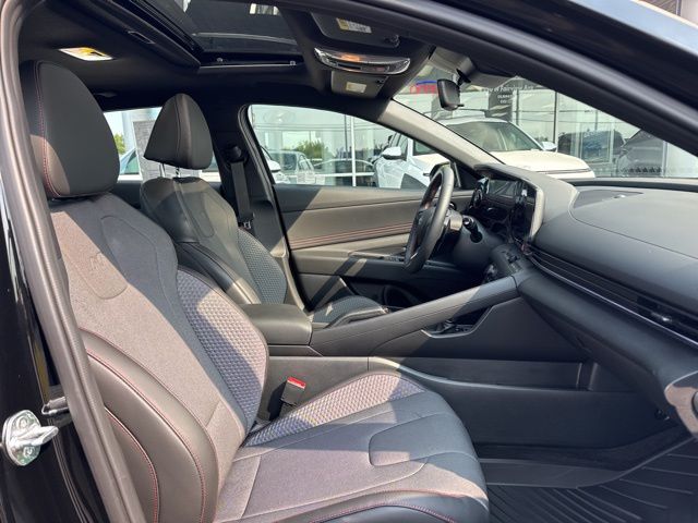 2025 Hyundai Elantra N Line photo 12