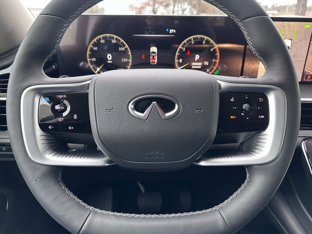 2025 Infiniti QX80 Luxe photo 18