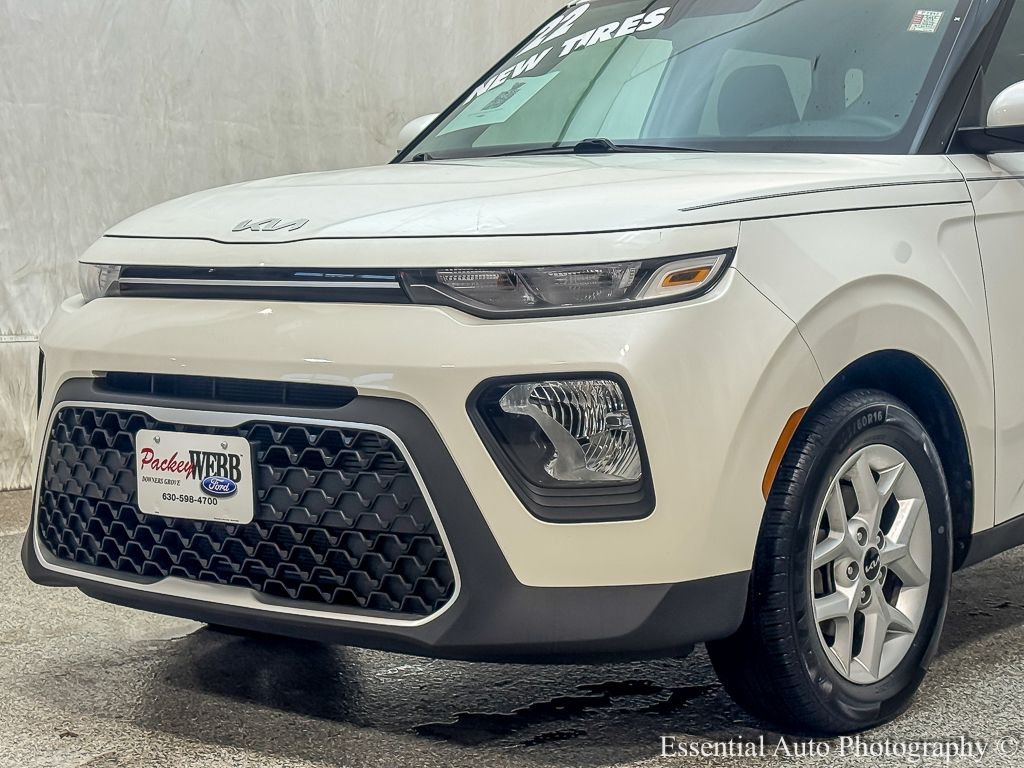 2022 KIA SOUL - Image 4