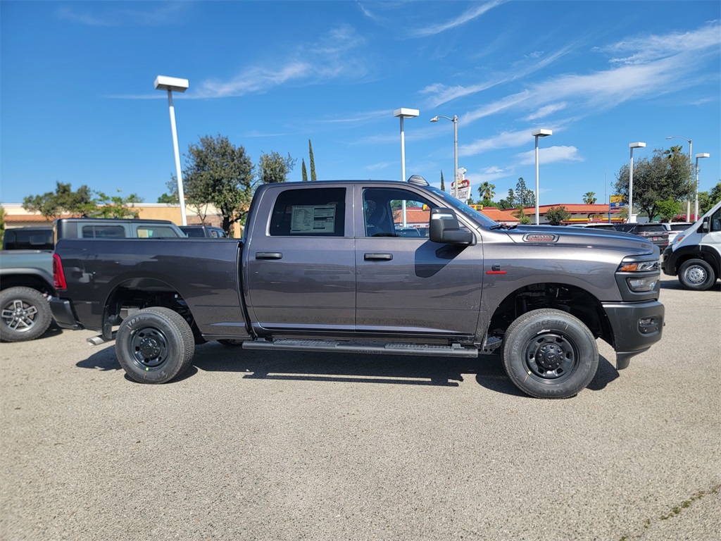 2025 Ram 2500 Tradesman photo 3
