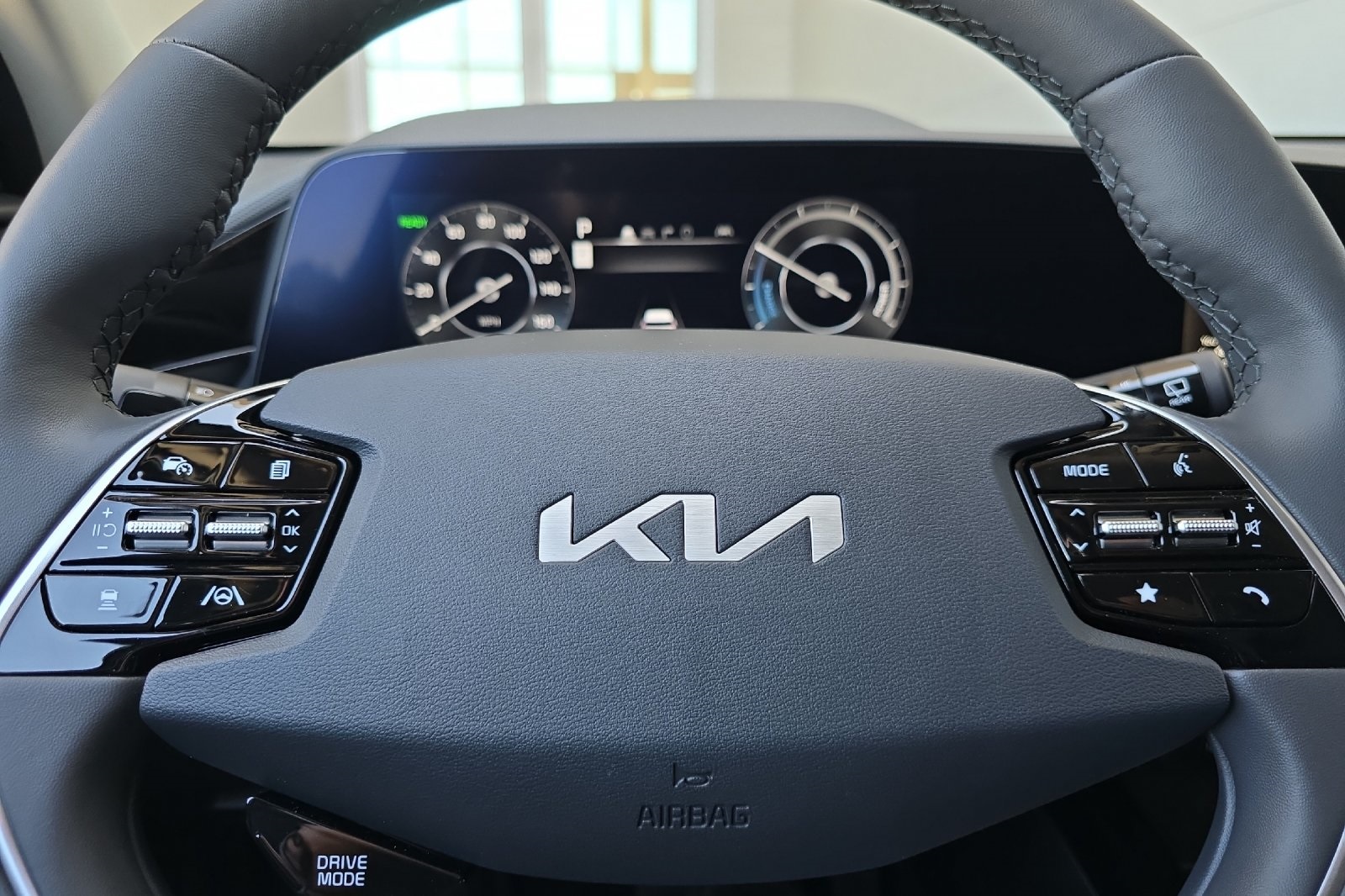 2025 Kia Niro Wind photo 18