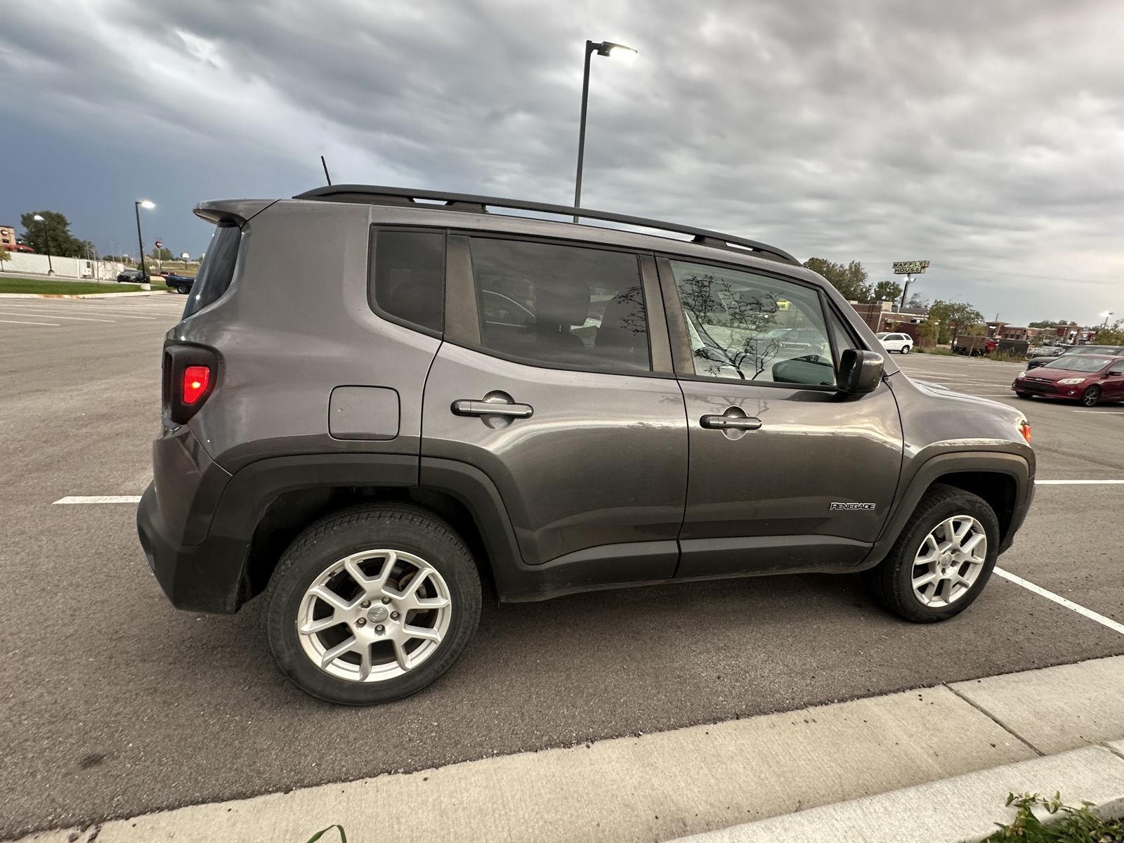 2019 Jeep Renegade Latitude photo 4
