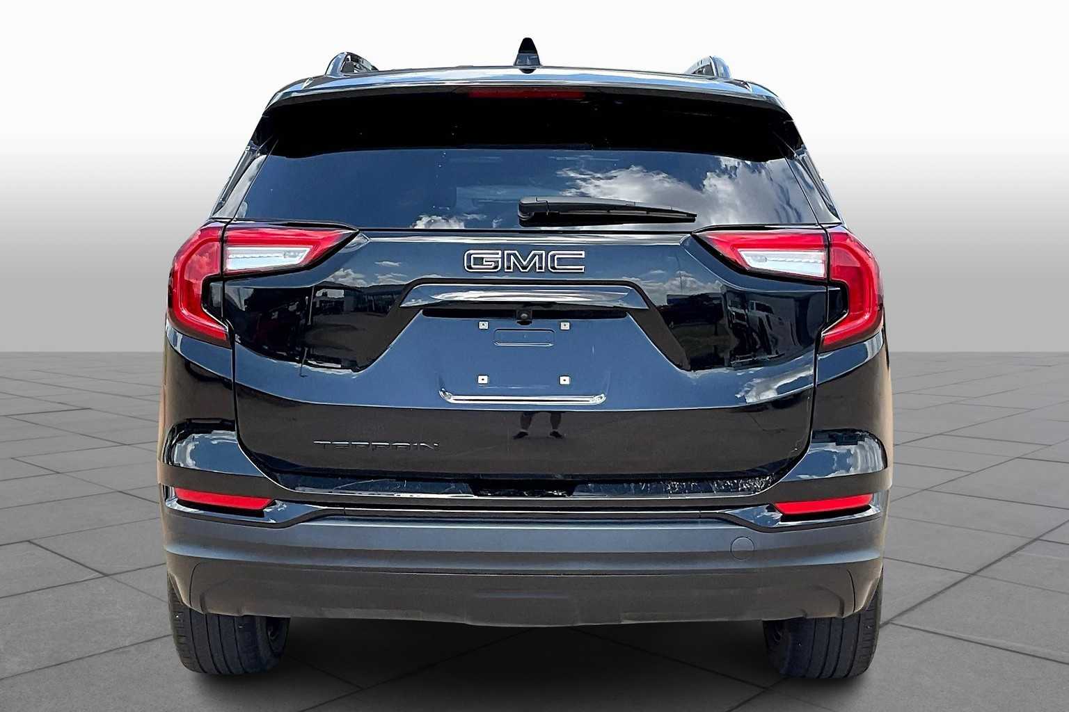 2022 Gmc Terrain SLE photo 4