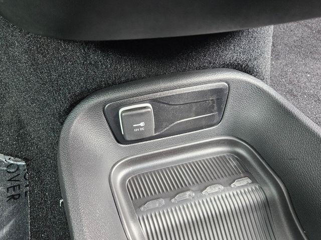 2025 Chrysler Pacifica photo 26