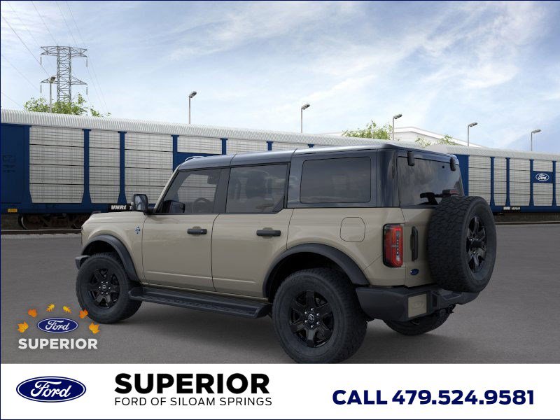 2025 Ford Bronco Outer Banks photo 4