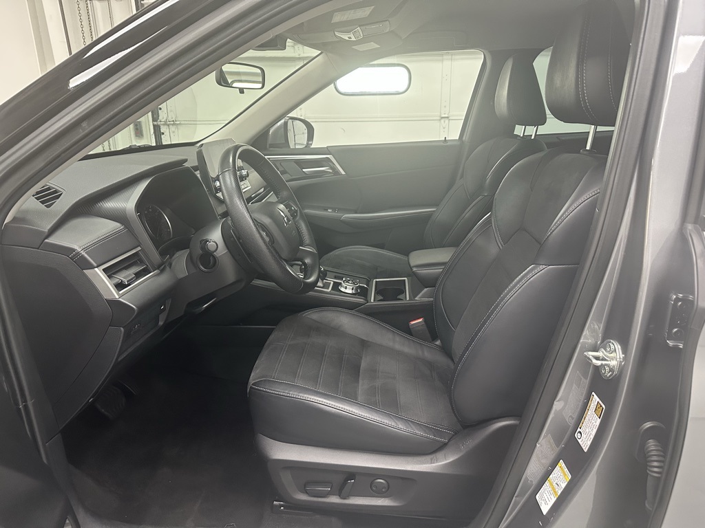 2023 Mitsubishi Outlander SE photo 13
